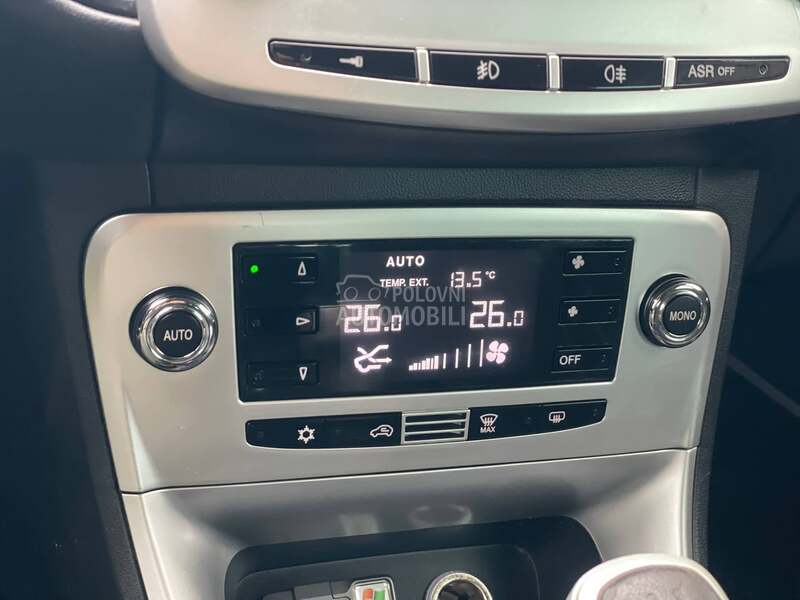 Lancia Delta 1.6mjet PLATINUM