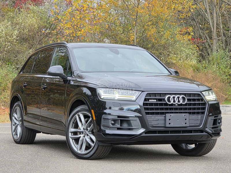 Audi Q7 