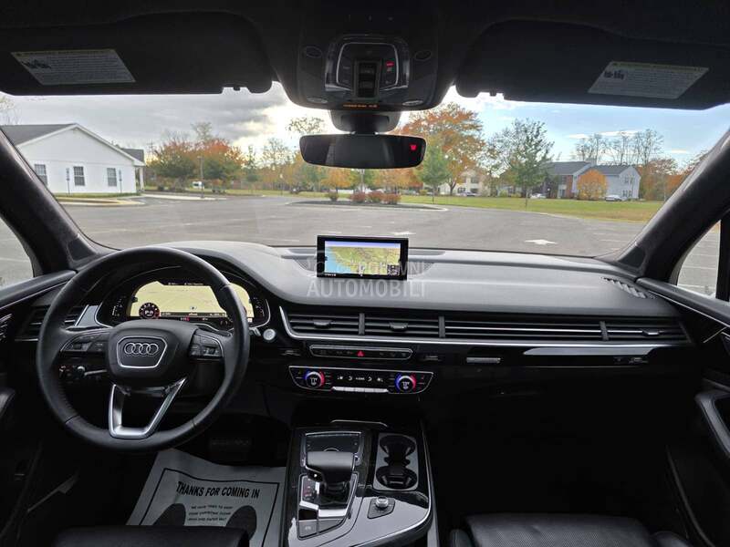 Audi Q7 