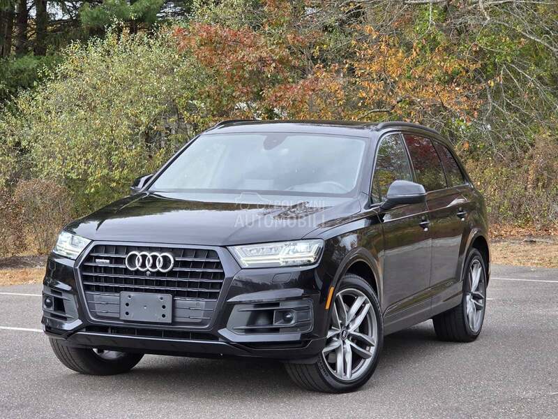 Audi Q7 