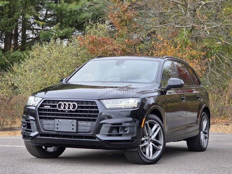 Audi Q7 