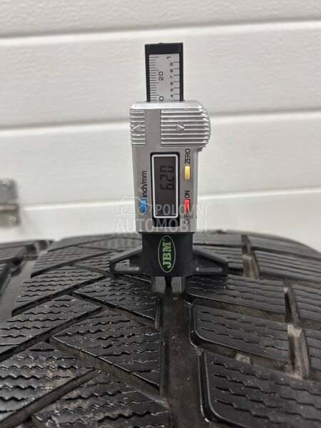 Vredestein 315/30 R22 Zimska