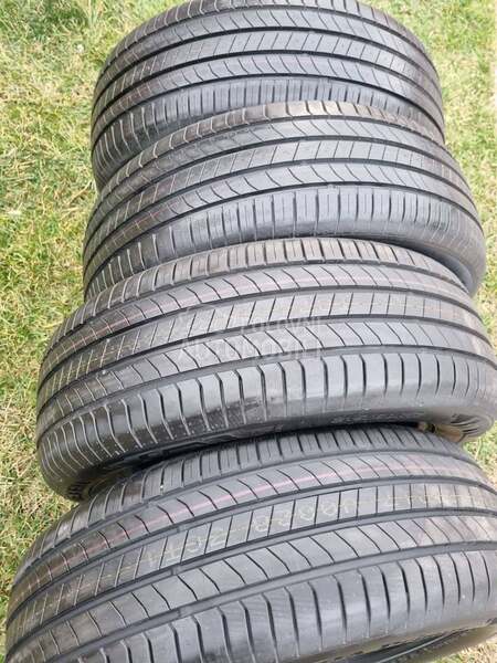 Nexen 215/60 R17 Letnja