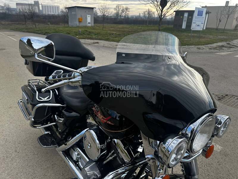 Harley Davidson ROAD KING