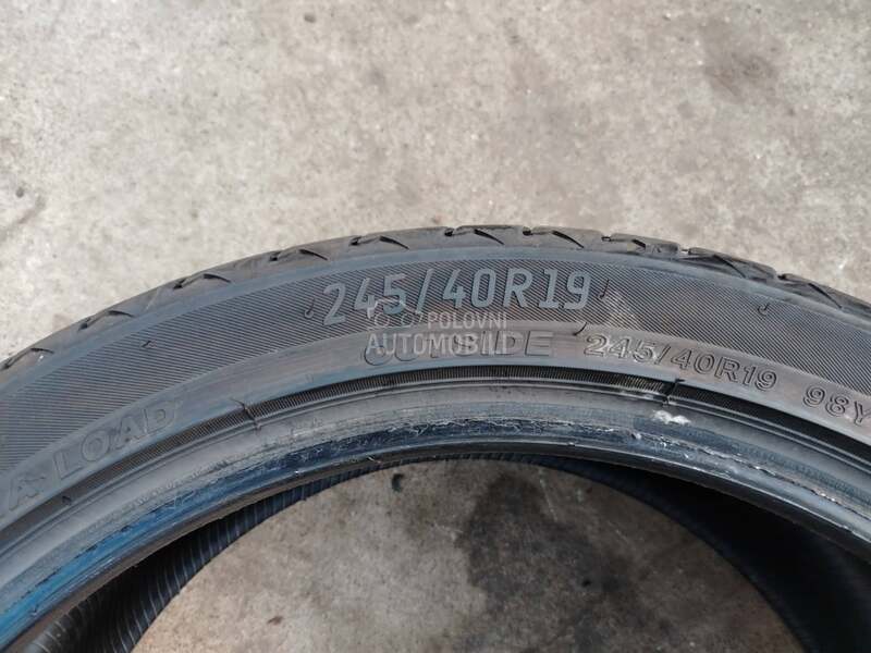 Lassa 245/40 R19 Letnja