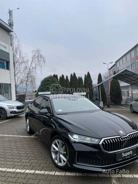 Škoda Superb SELECTION