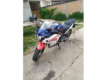 Honda CBR 250r
