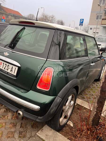 MINI Cooper 