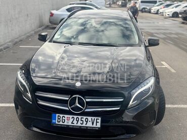 Mercedes Benz GLA 200 