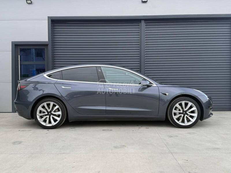 Tesla Model 3 Standard Plus