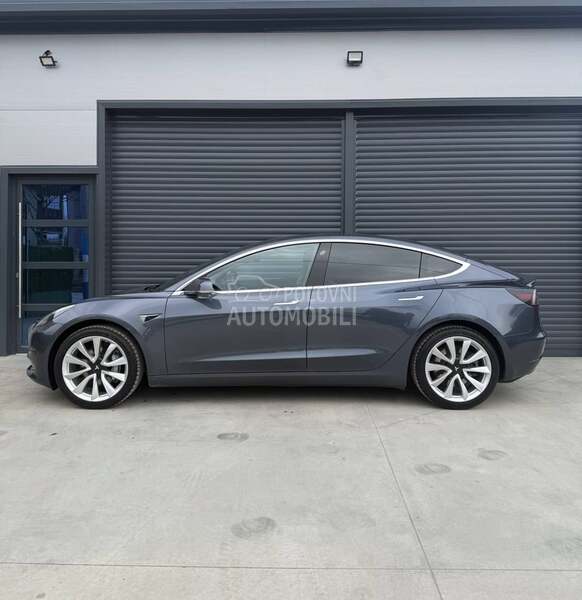 Tesla Model 3 Standard Plus