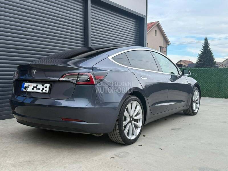 Tesla Model 3 Standard Plus