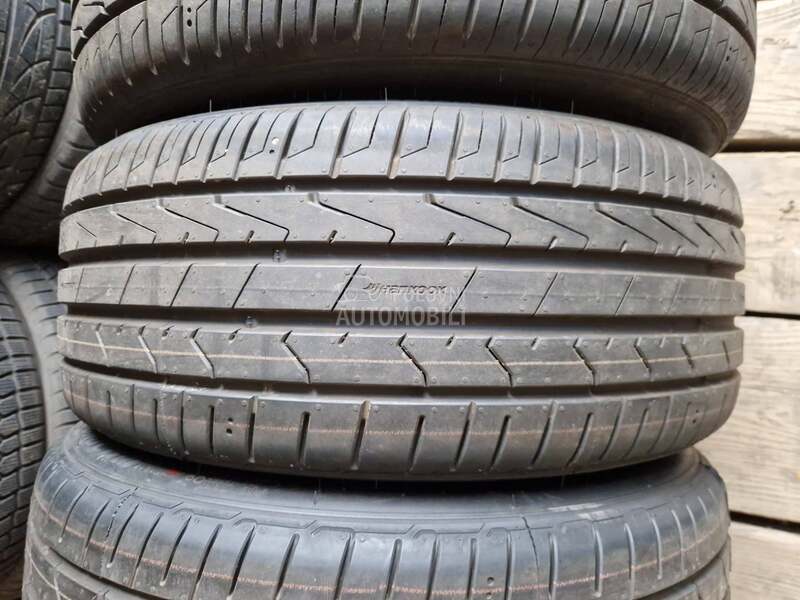 Hankook 215/45 R17 Letnja