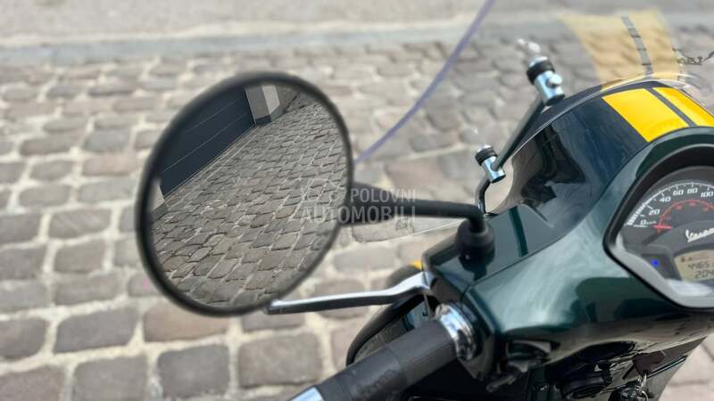 Piaggio Vespa GtS Super 300