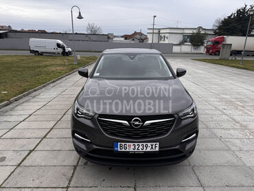 Opel Grandland X 