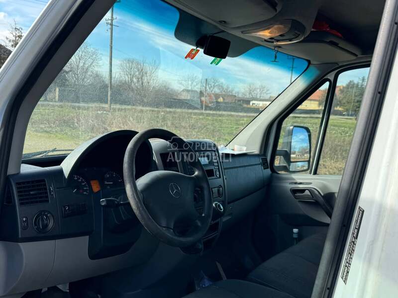 Mercedes Benz Sprinter 313