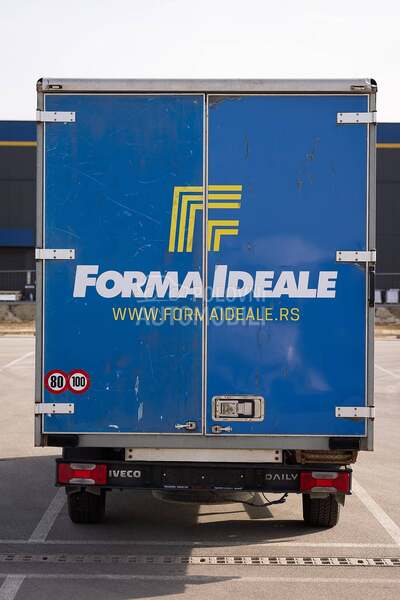 Iveco 35 S12