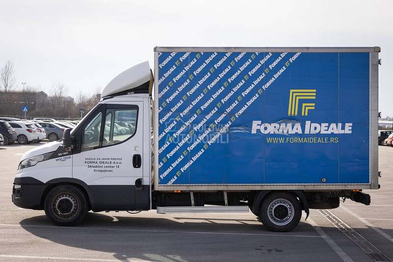 Iveco 35 S12