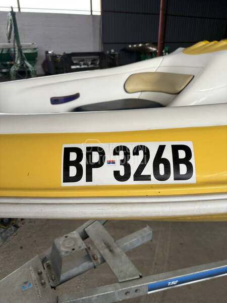 Sea ray R16