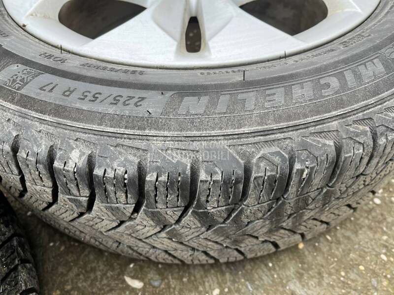 Michelin 225/55 R17 Zimska