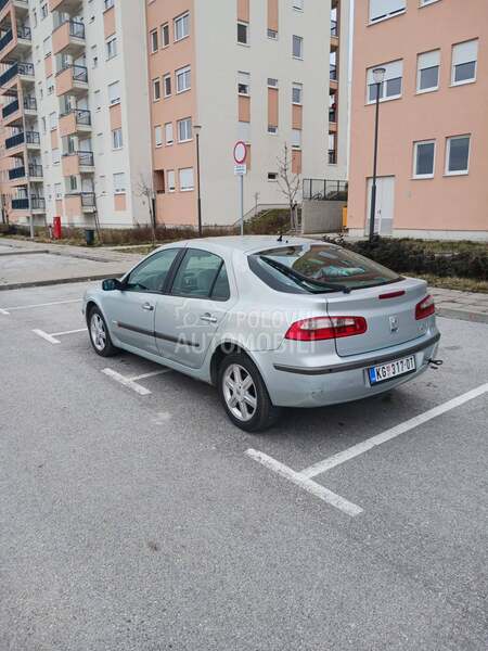 Renault Laguna 