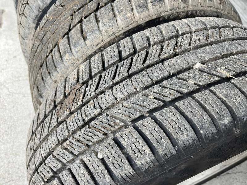 Continental 225/55 R17 Zimska