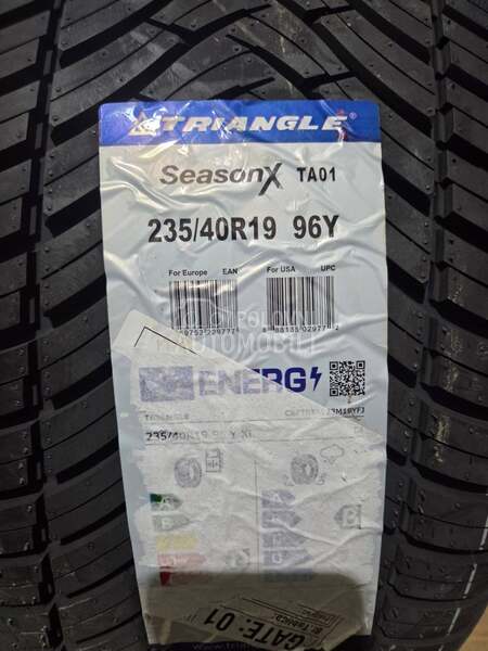 Triangle 235/40 R19 Sve sezone