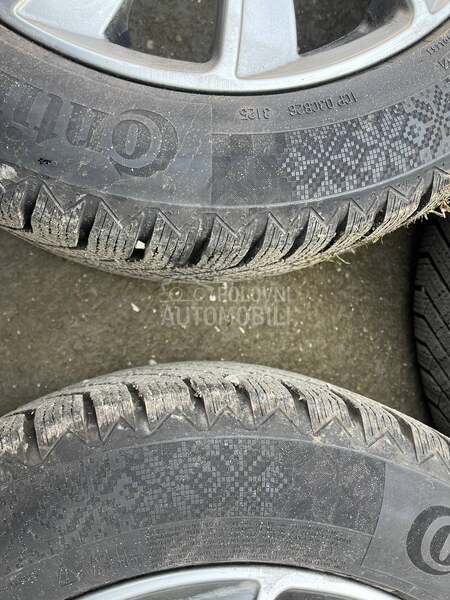 Continental 225/55 R17 Zimska