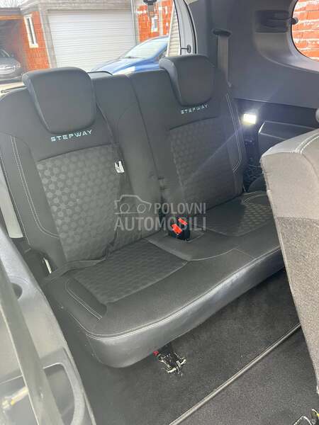 Dacia Lodgy 1.2 TCE Stepway/Ch