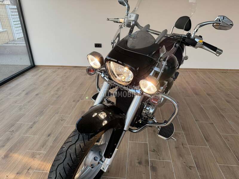 Suzuki INTRUDER 800 perfekcija
