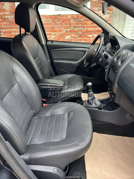 Dacia Duster 1.2 TCE/4x4/Nav/CAM