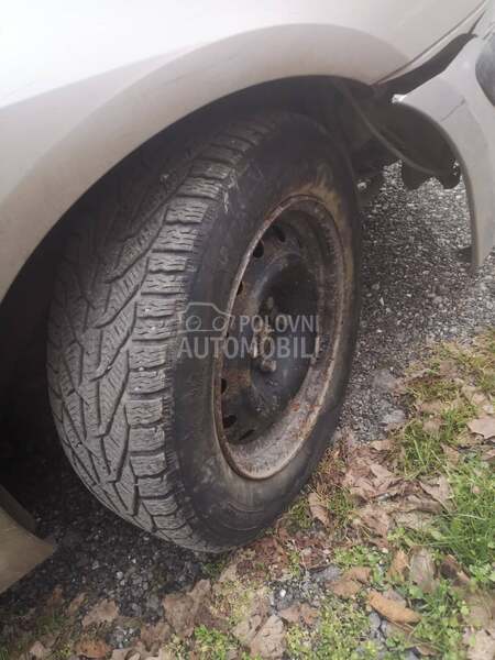 Tigar 195/65 R15 Zimska