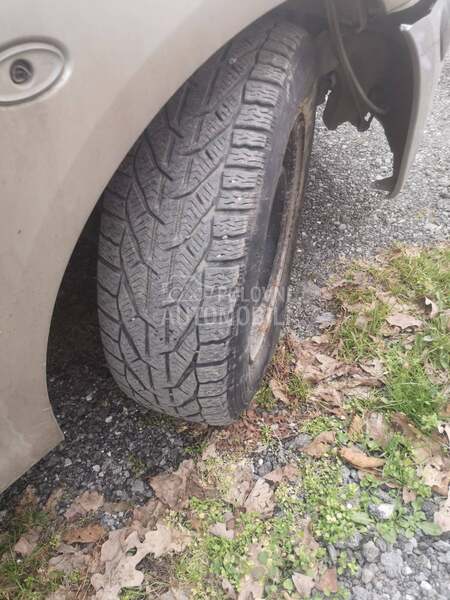 Tigar 195/65 R15 Zimska