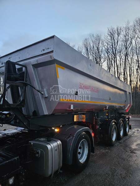 Schwarzmuller 30 kubika