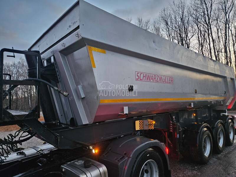 Schwarzmuller 30 kubika