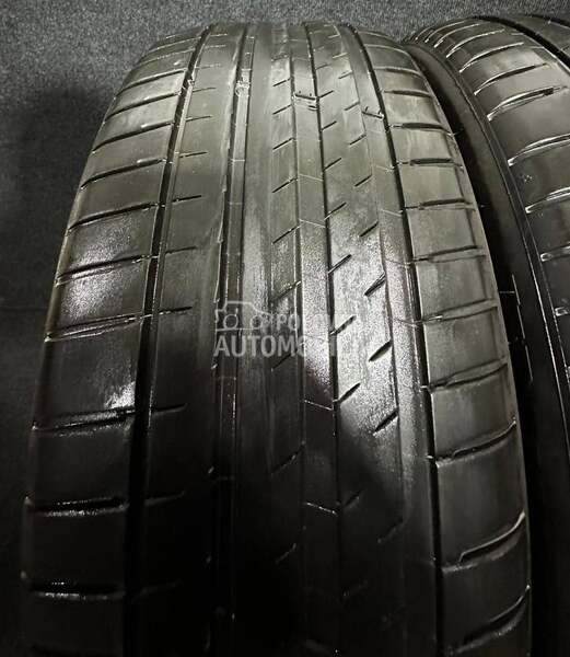 Goodyear 225/45 R19 Letnja
