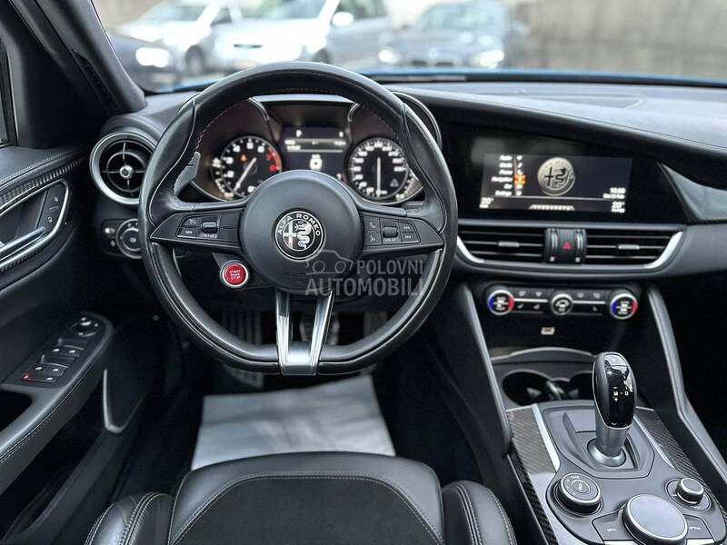 Alfa Romeo Giulia 