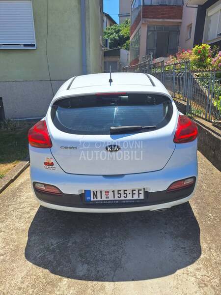 Kia pro_cee`d 
