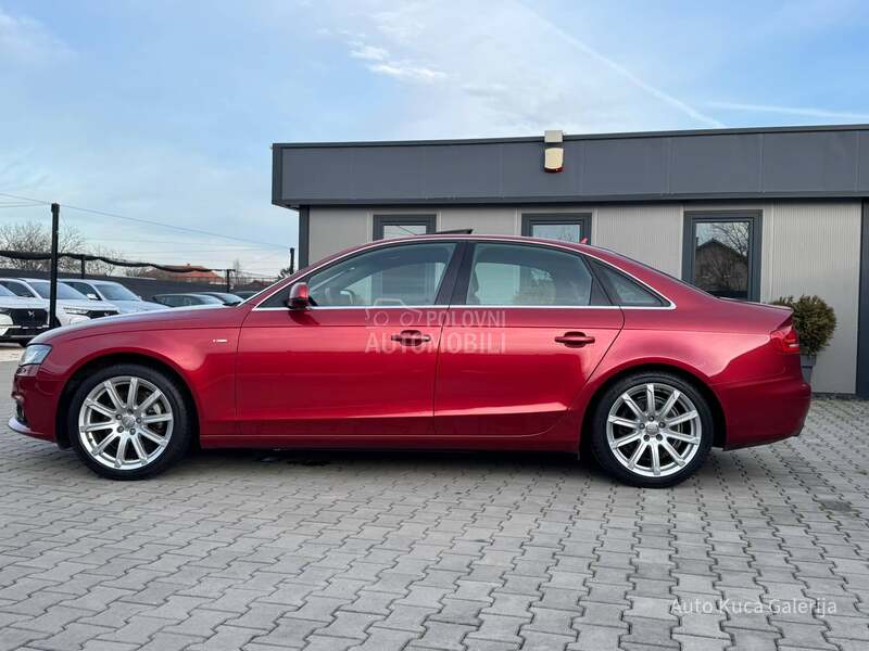 Audi A4 1.8 S LINE