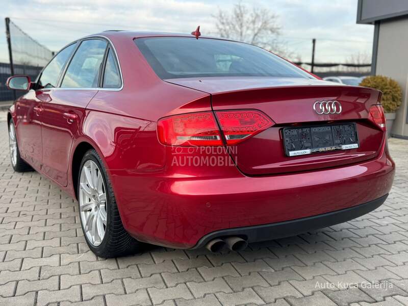 Audi A4 1.8 S LINE