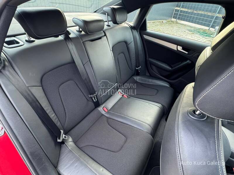 Audi A4 1.8 S LINE