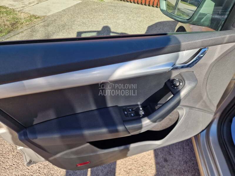 Škoda Octavia //G-Tec//TOOP