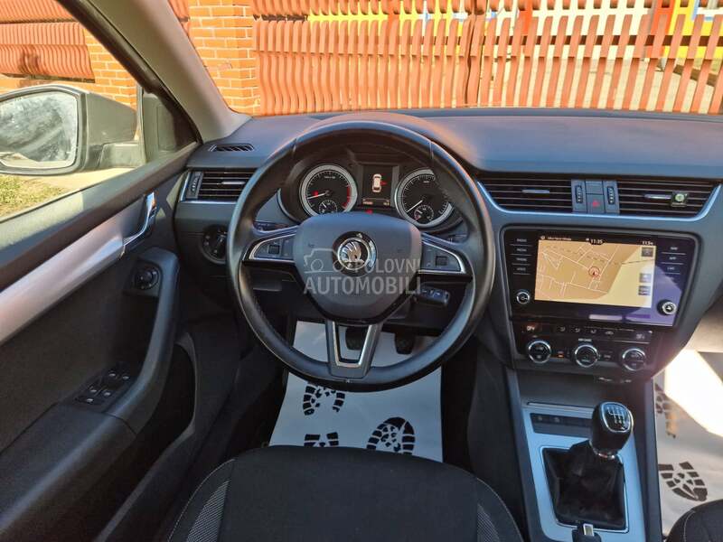 Škoda Octavia //G-Tec//TOOP
