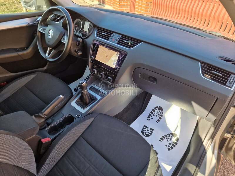 Škoda Octavia //G-Tec//TOOP