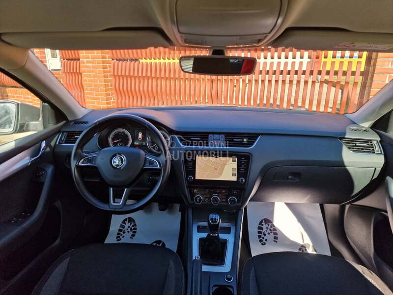 Škoda Octavia //G-Tec//TOOP