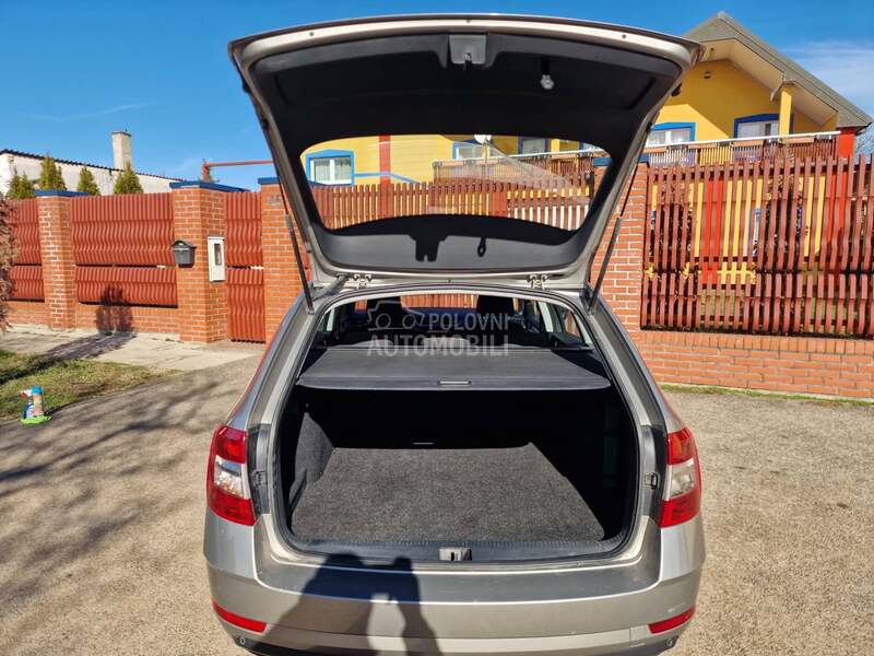 Škoda Octavia //G-Tec//TOOP