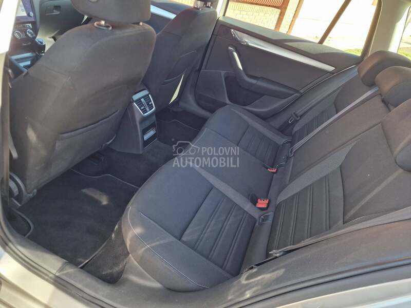 Škoda Octavia //G-Tec//TOOP