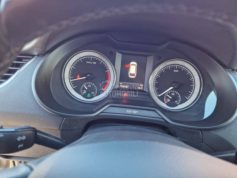 Škoda Octavia //G-Tec//TOOP