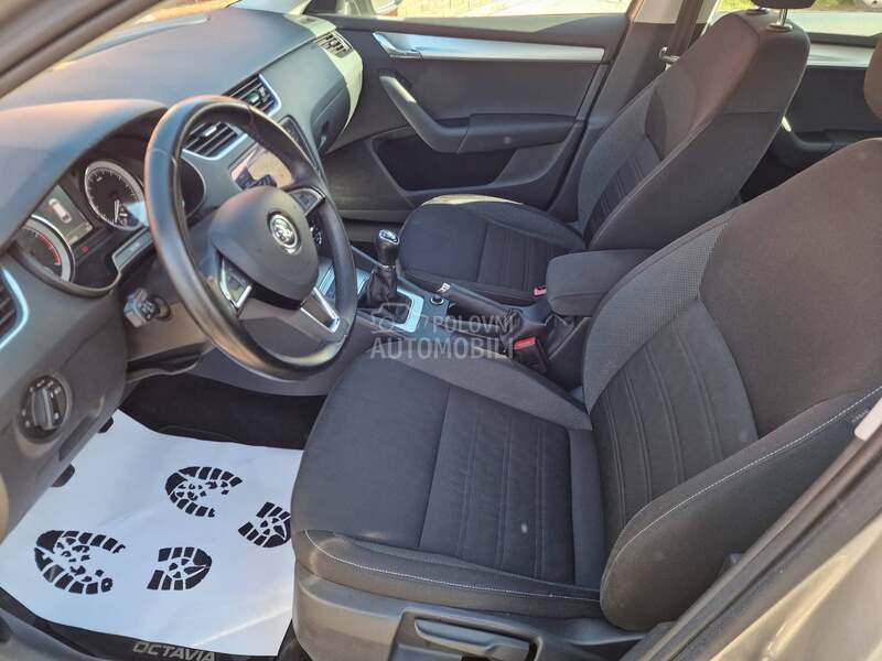 Škoda Octavia //G-Tec//TOOP