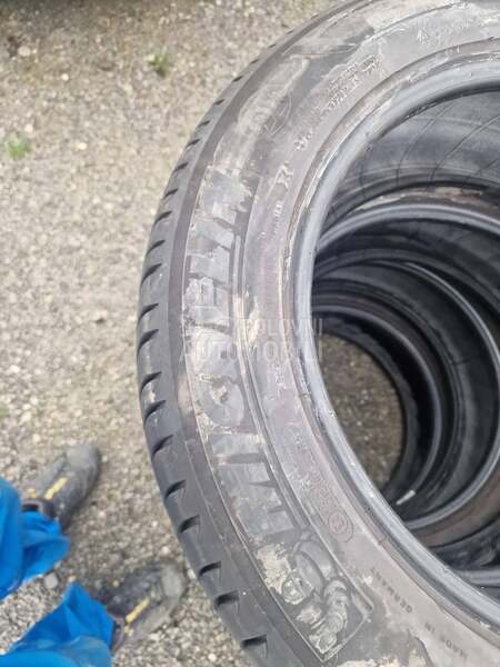 Michelin 215/60 R17 Letnja